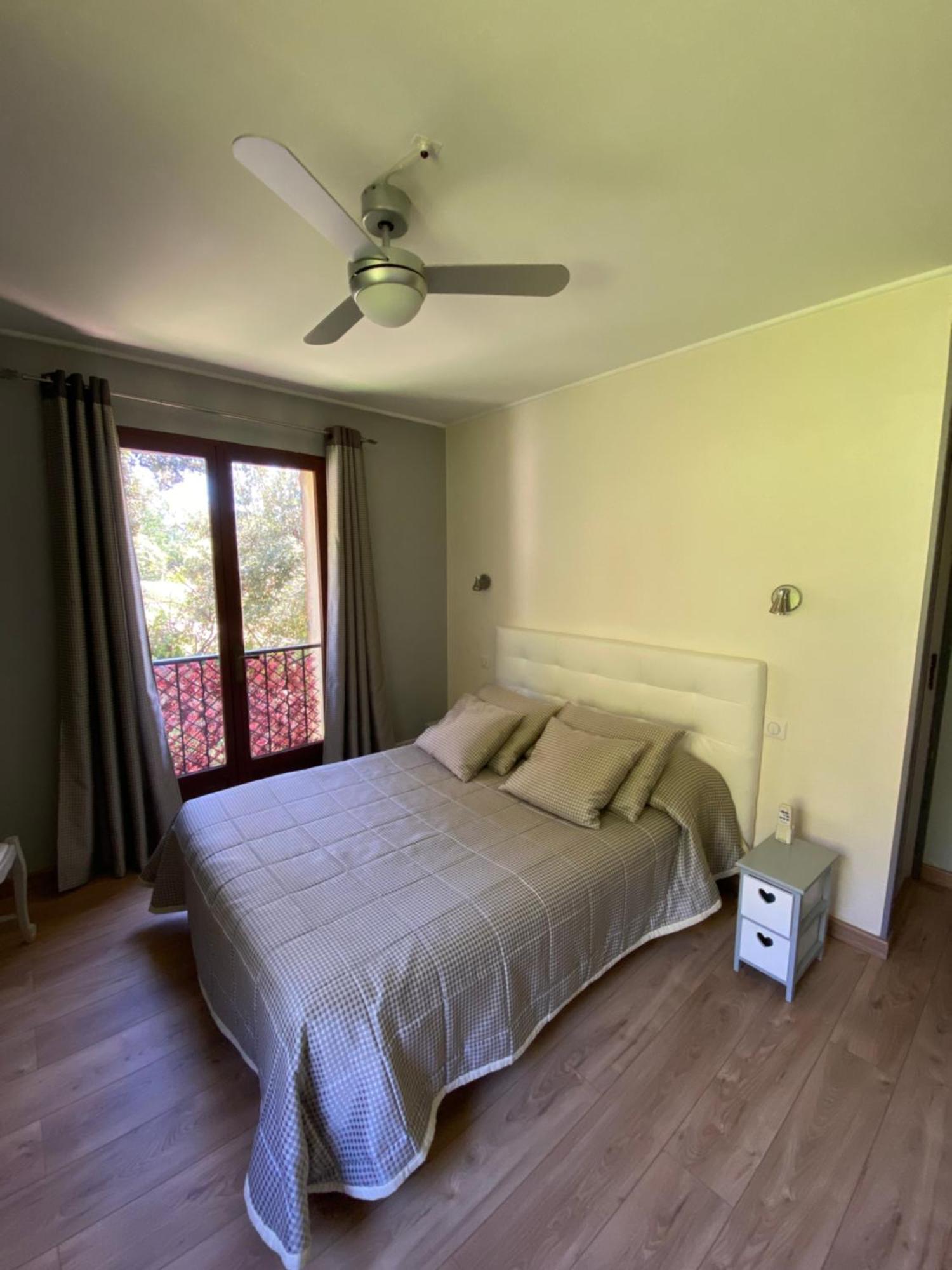 Les Belles Terrasses Hotel Tourrettes-sur-Loup Exterior photo